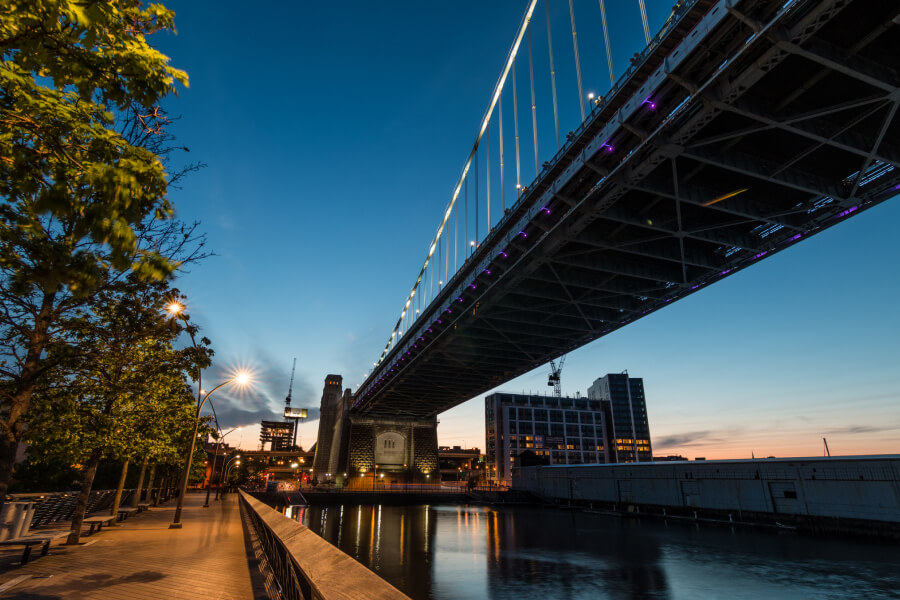 Franklin Bridge connecting Philadelphia, Pennsylvania with Candem, New Jersey