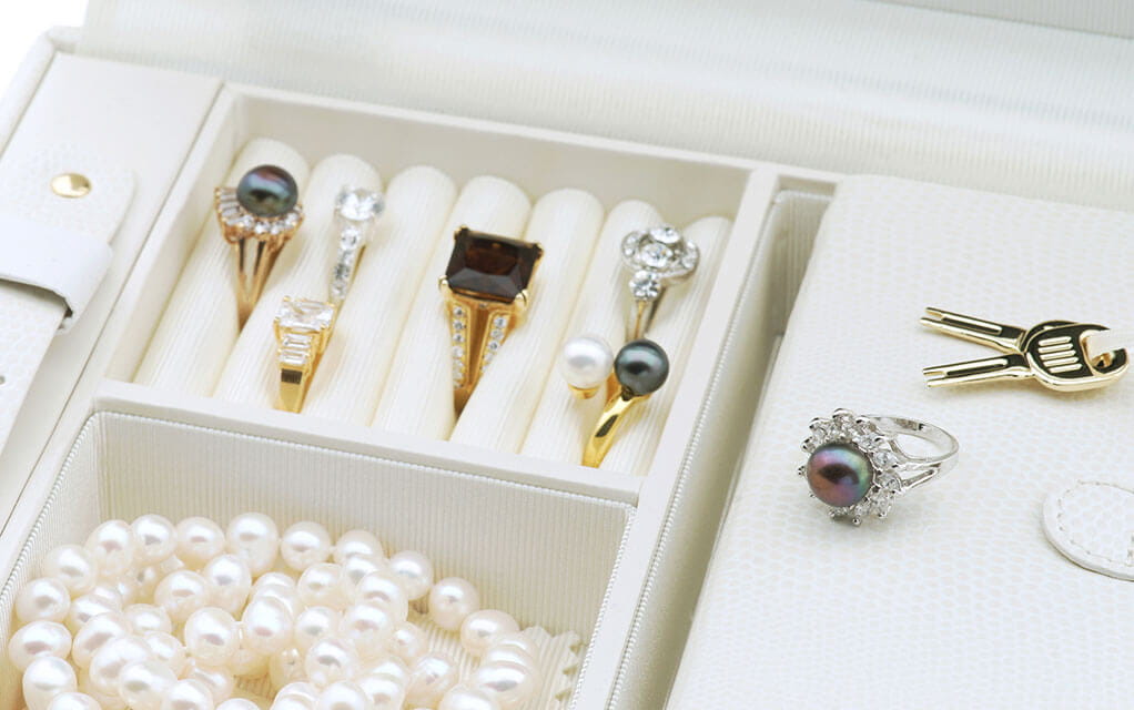 How to Move High-Value Items with Expert Tips | Zippy Shell