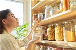 5 Tips to Maximize Your Pantry Space